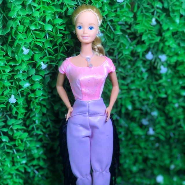 Búp be barbie