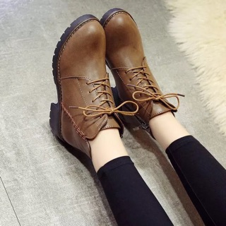 Boots cổ lửng , bốt nữ cá tính