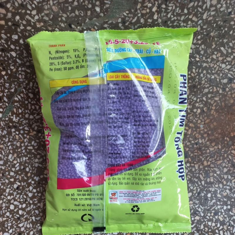 Phân hữu cơ  NPK 15-5-20+3.2S+TE Phước Hưng 1kg