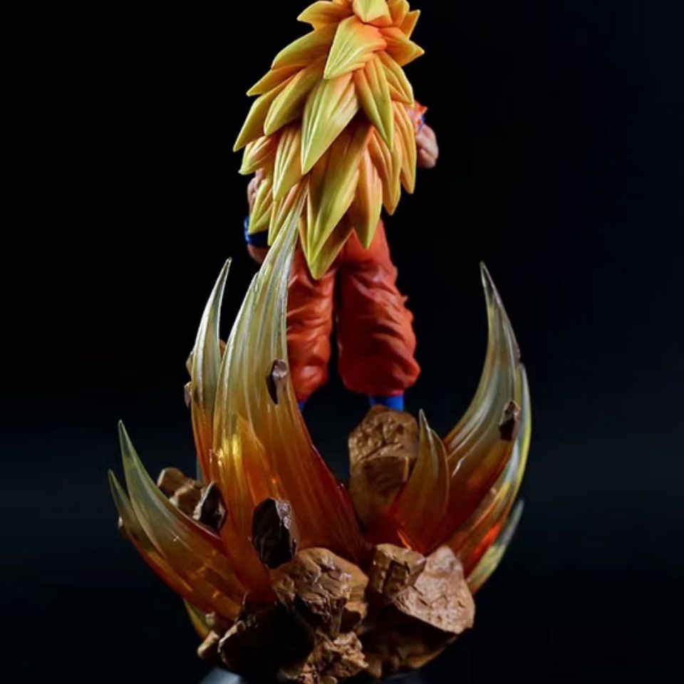 Mô Hình Nhân Vật Super Competition LS Monkey King gk Super Three Saiyan Ba Đầu Phát Sáng Độc Đáo