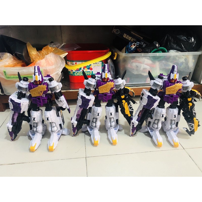 Đồ chơi siêu nhân Robot điện long Số 9