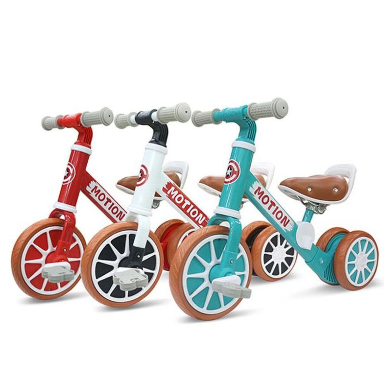 Xe chòi chân thăng bằng cho bé MOTION / ACHWZI có bàn đạp 2in1 yên bằng da