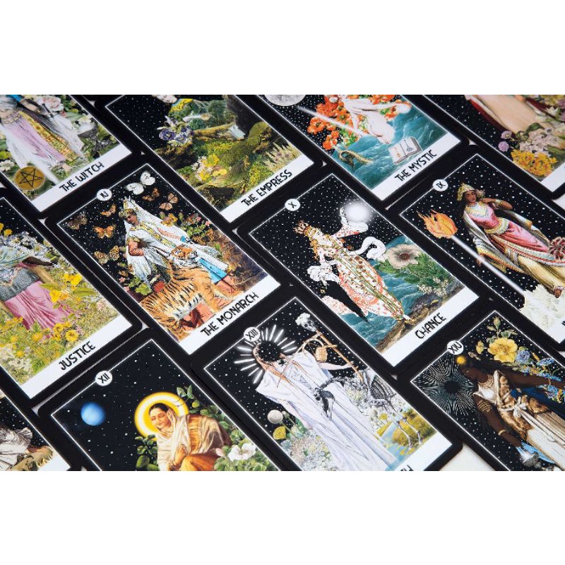 Bài The Intuitive Night Goddess Tarot