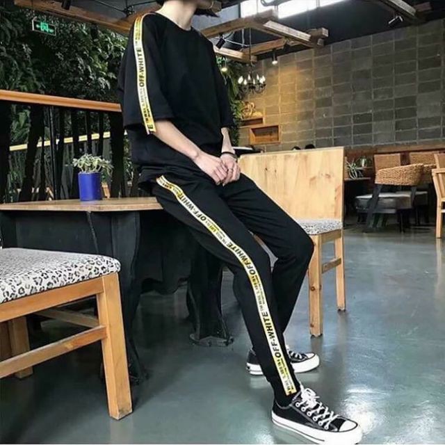 uần thun viền off white nhiều màu hình tự chụp | BigBuy360 - bigbuy360.vn