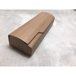 Hộp đựng kính cận cao cấp