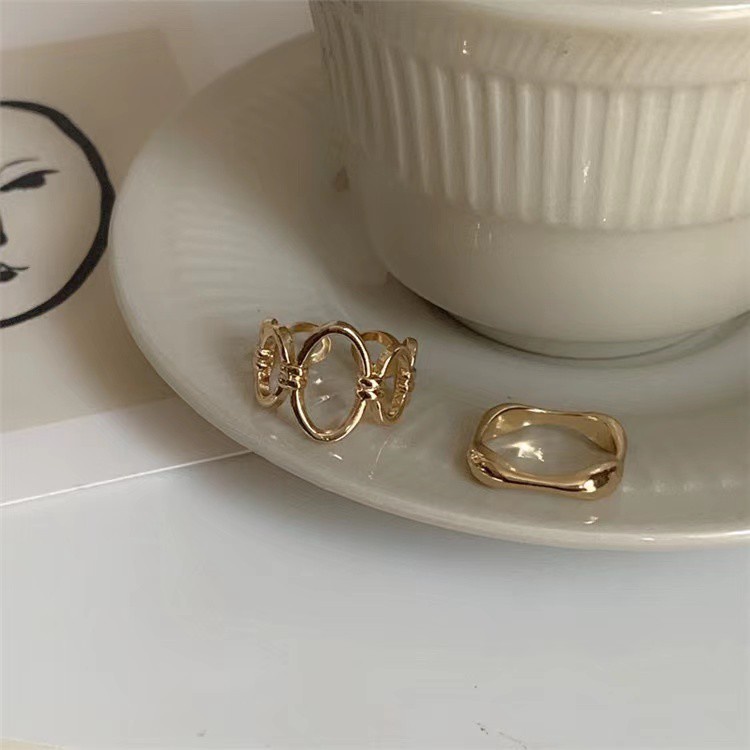 Set 2 Nhẫn Kiểu Dáng Đơn Giản Cá Tính Trẻ Trung Dành Cho Nữ