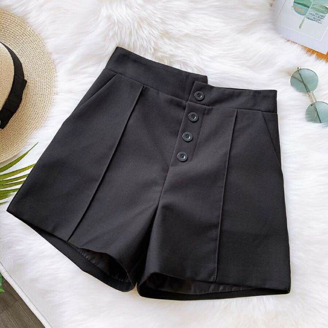 Quần short cạp lệch