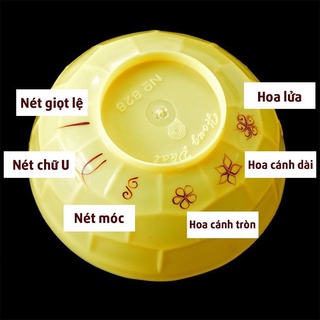 Chén học vẽ nail
