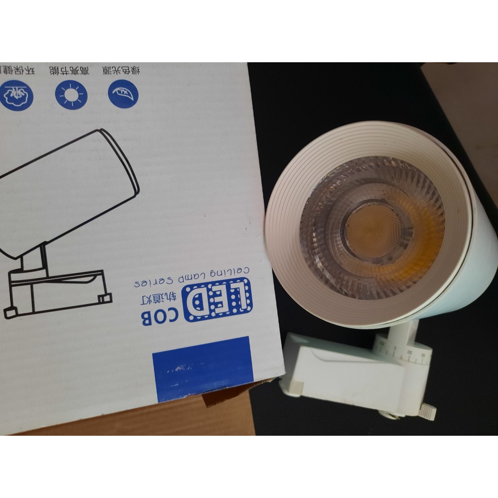 Đèn led pha ray vỏ trắng ống bơ 20w