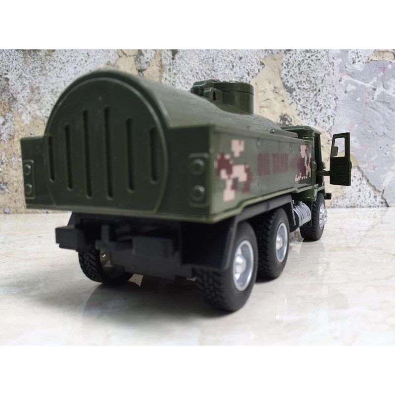 Mô hình xe Quân đội Gaz 66 Xăng dầu 1:36