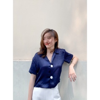Croptop lụa nút cài trắng_ZIEL