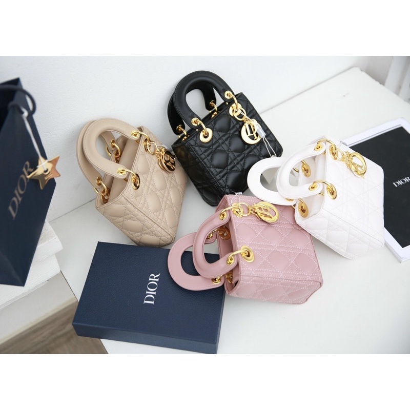 Túi lady diorr size18cm fullbox thoải mái đựng điện thoại