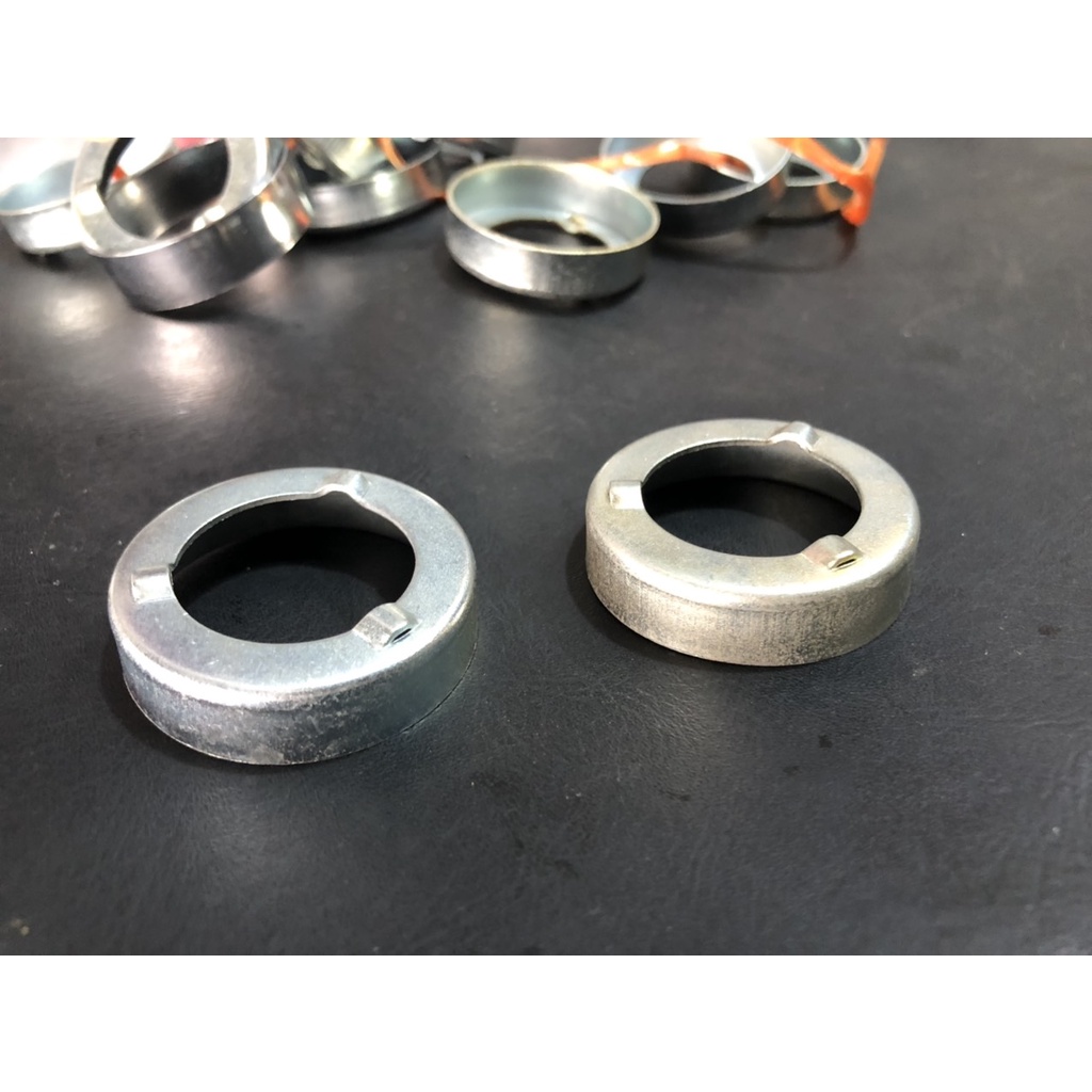 Cặp Chén lò xo phuột trước 67