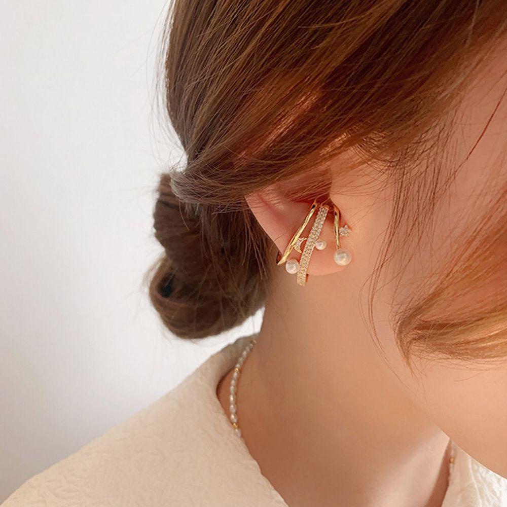 Bông Tai Dạng Kẹp Hình Ngôi Sao Màu Sắc Đơn Giản Phong Cách Hàn Quốc Cho Nữ