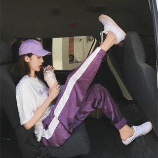 Set thể thao áo trắng + quần tím