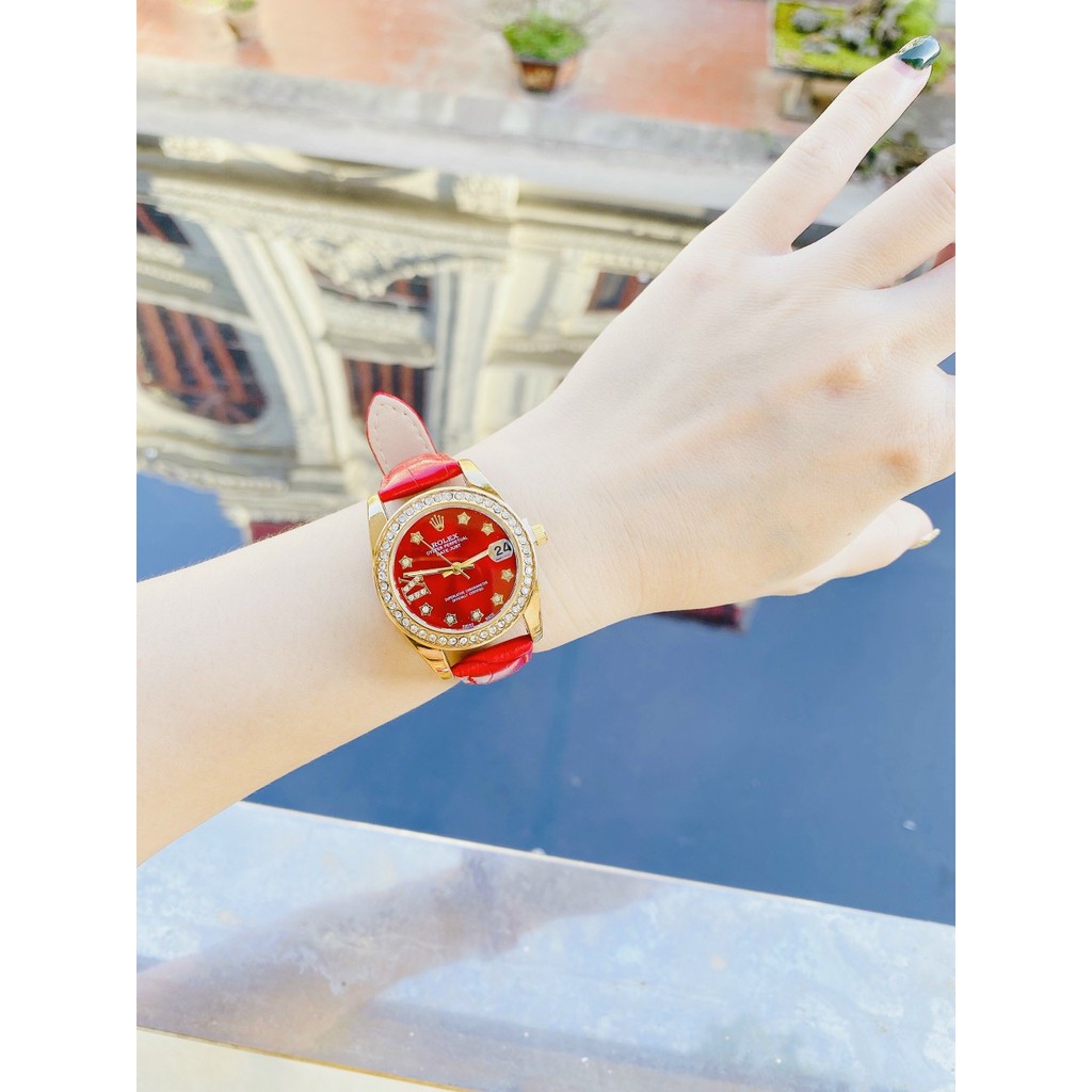 Đồng hồ nữ Rolex dây da nhẹ nhàng thanh lịch