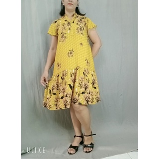 Đầm cổ trụ ngắn,đuôi cá xinh xắn