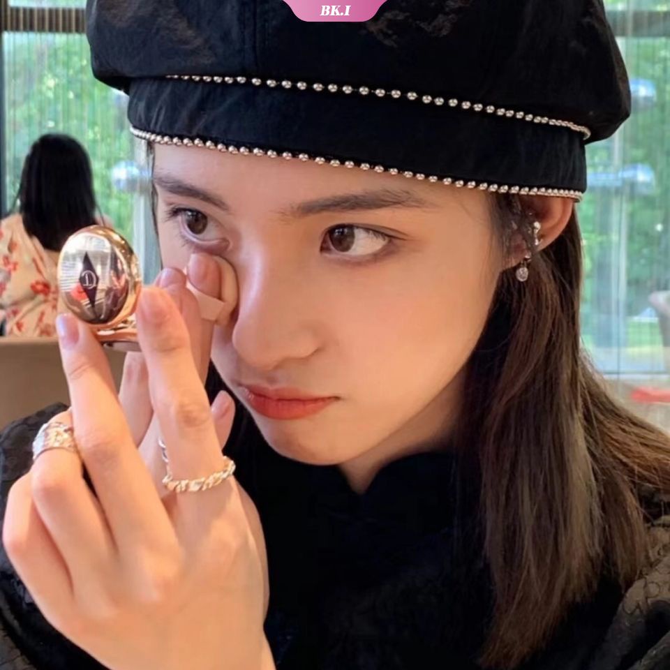 CHARLOTTE TILBURY Phấn Trang Điểm Mini 0.8g Kiểm Soát Dầu Tiện Dụng Chất Lượng Cao