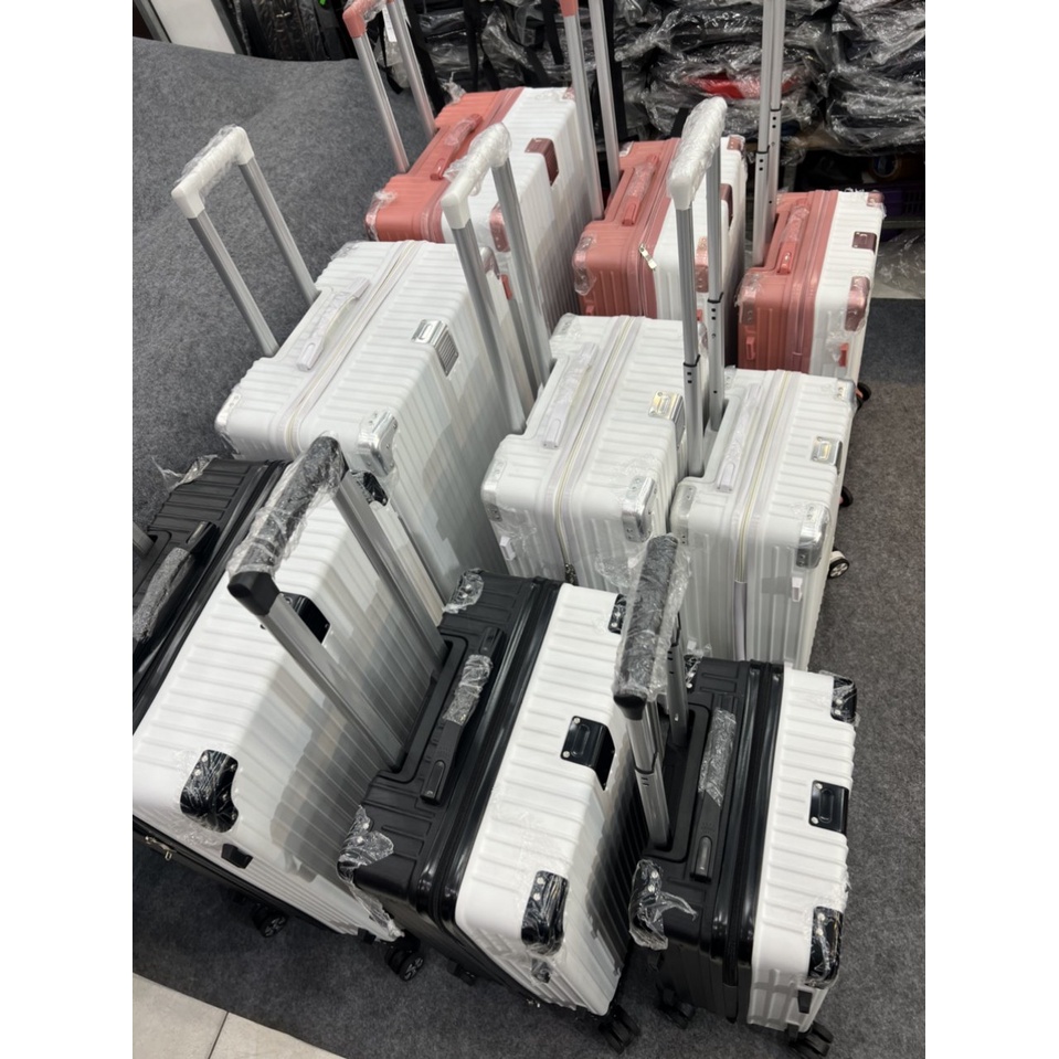 Vali kéo  bọc góc inox du lịch size 28 inch  xoay 360 độ, tiện dụng, chống va đập