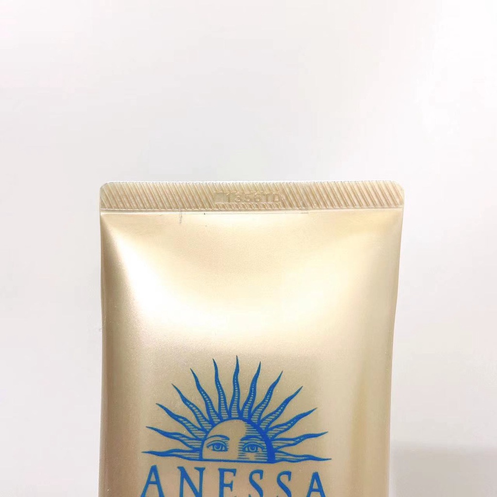 Tuýp gel Chống Nắng ANESSA Tuýp Vàng 90g