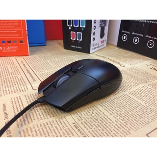 Chuột game 1st black sir – thiết kế thời thượng