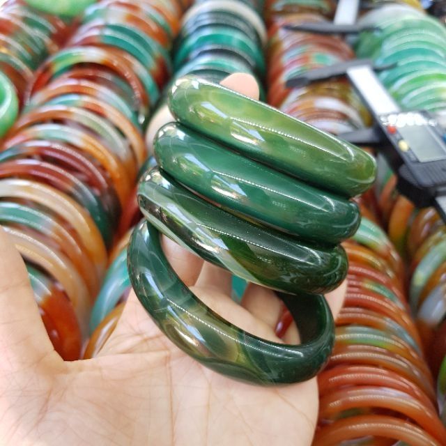 Vòng tay bản liền đa M.não màu xanh ni 60