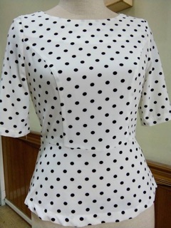 New Sơ mi peplum chấm bi