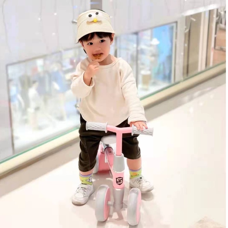 Xe chòi chân, xe thăng bằng Squirrel Baby điều chỉnh độ cao cho bé 10-36 tháng - Đồ chơi đầy nhà