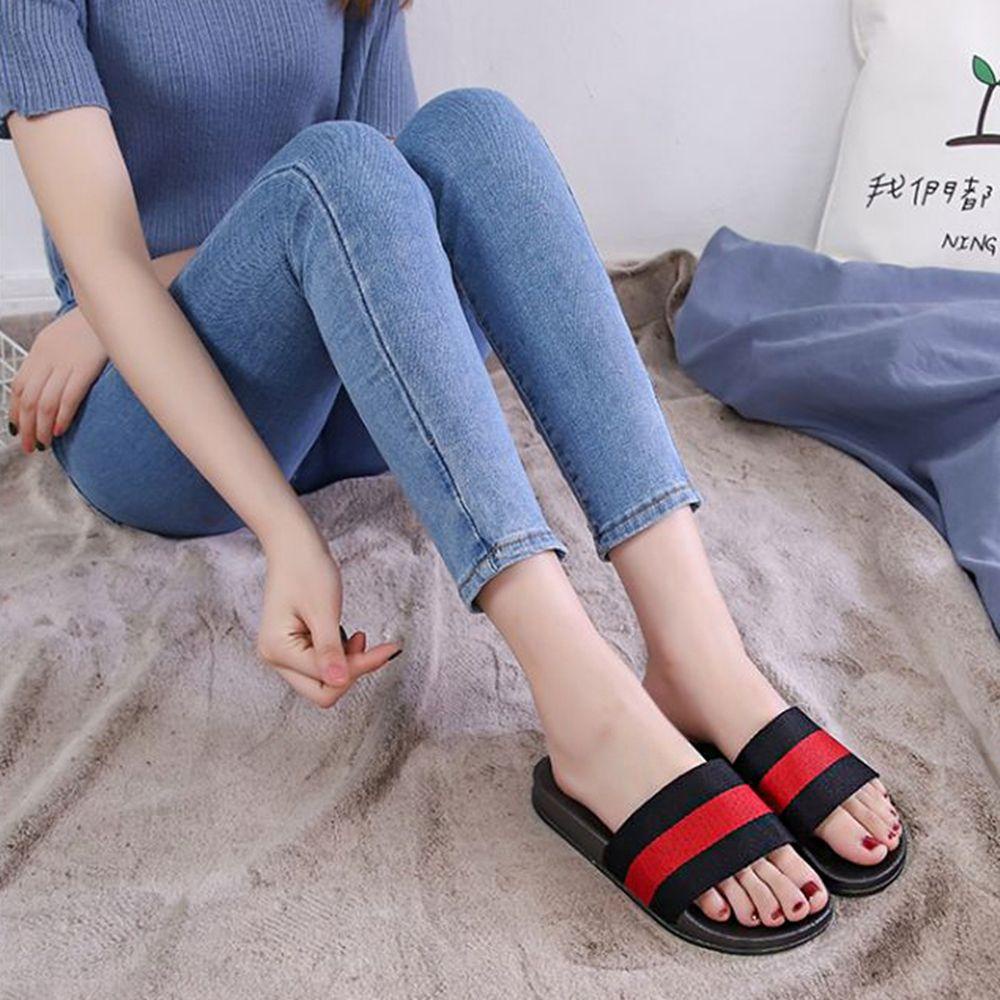 Dép Đi Trong Nhà / Ngoài Trời Mềm Mại Họa Tiết Kẻ Sọc Dành Cho Nam Nữ