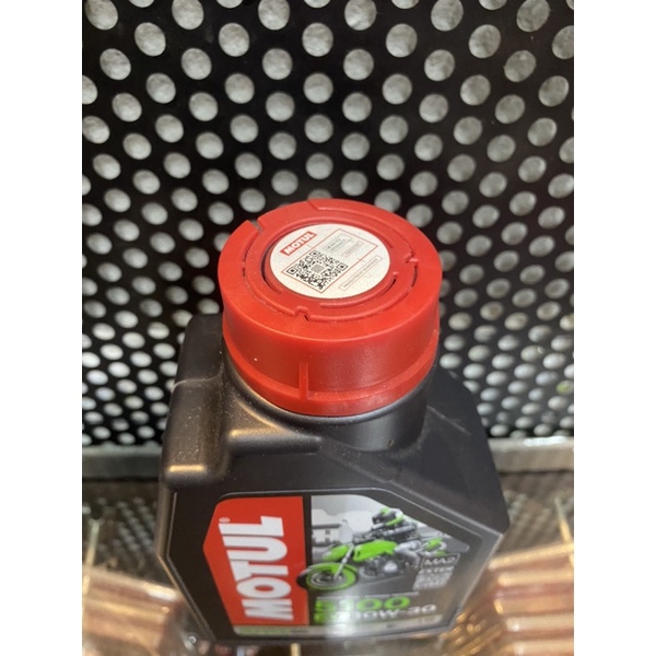 Nhớt xe số đời mới cao cấp Motul 5100 4T 10W30 công nghệ Ester tổng hợp 100% API SM, MA2