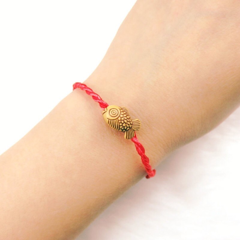 Vòng tay chỉ đỏ may mắn (giao ngẫu nhiên) - Bee Shop | BigBuy360 - bigbuy360.vn