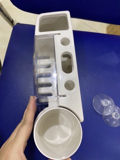 KỆ ĐỂ BÀN CHẢI - KEM ĐÁNH RĂNG KÈM LY