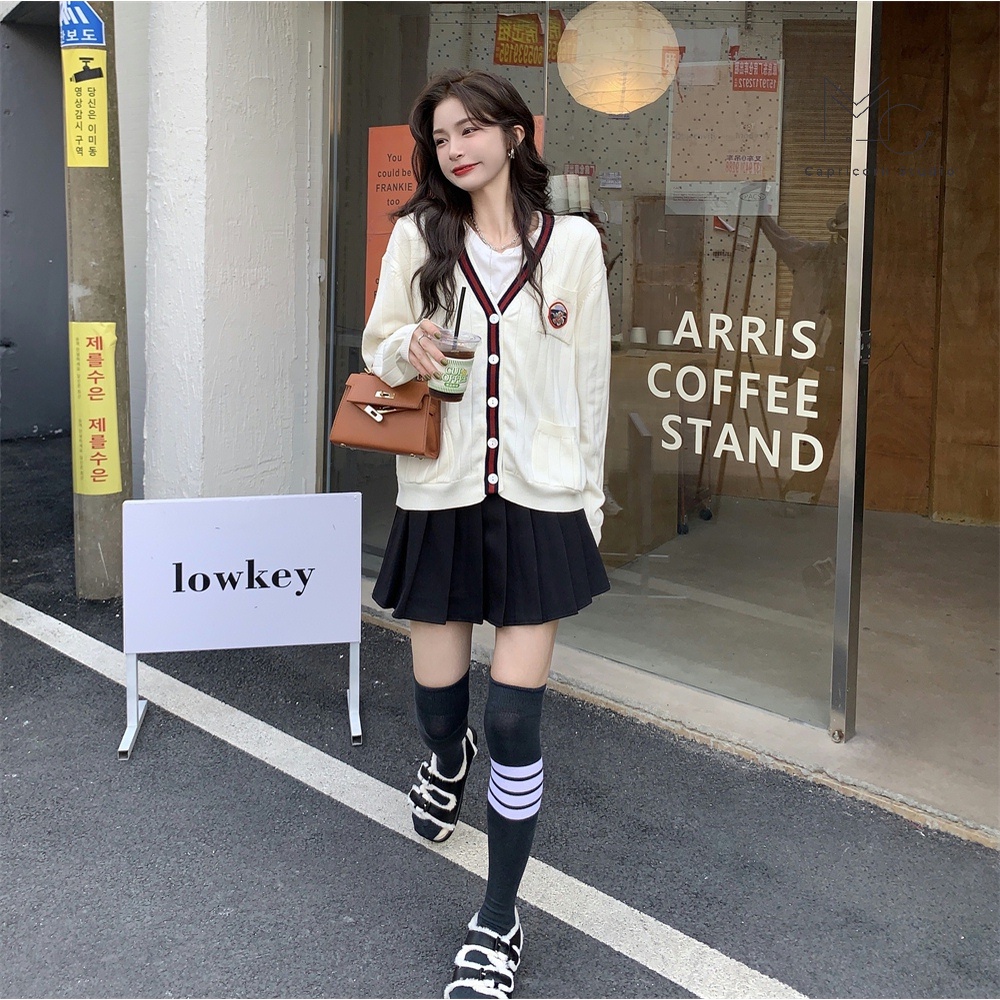 Áo khoác Cardigan mỏng viền đỏ đen nhẹ nhàng dễ thương phong cách Ulzzang