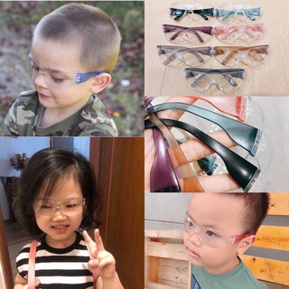 Mắt kính bảo hộ cho bé yêu trắng trong ôm mặt bảo vệ an toàn cho bé. THIẾT BỊ Y TẾ CHO BÉ