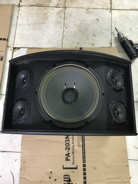Loa Martin F10 bass30