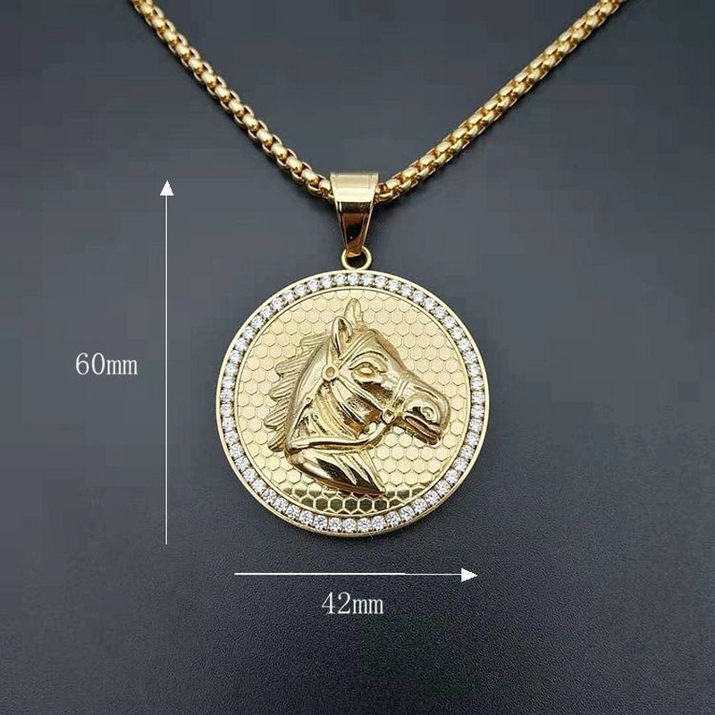 Vòng cổ MặT HìNh Chú NgựA ĐíNh Zircon ThờI Trang Cho Nam