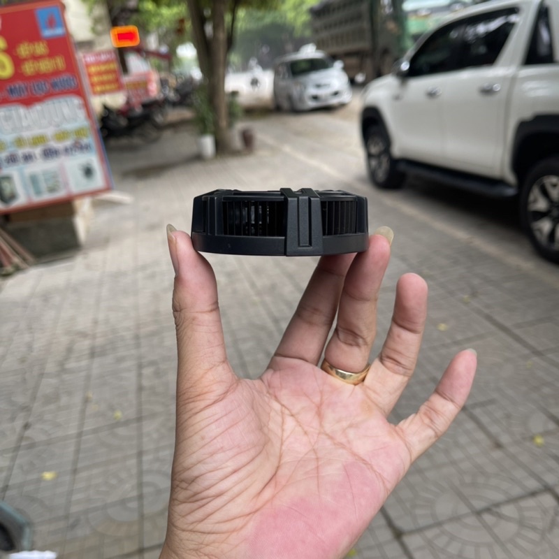 Quạt tản nhiệt sò lạnh X12 hít nam châm cực mạnh, làm lạnh siêu nhanh chuyên game PUBG,Cod, FF...