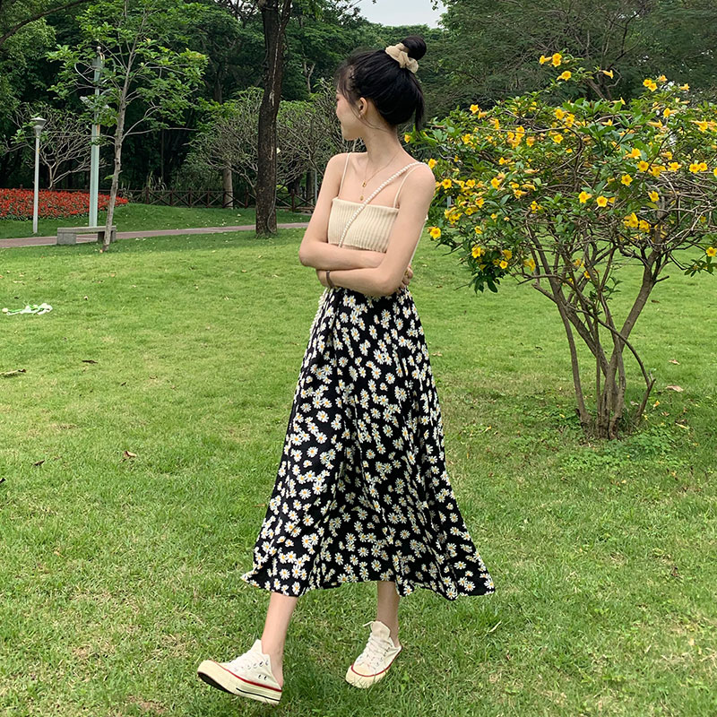 Chân váy midi nữ cạp cao retro 2021, Chân váy nữ dáng dài xòe màu qua gối màu đen phối hoa nhí thời trang hàn quốc | BigBuy360 - bigbuy360.vn