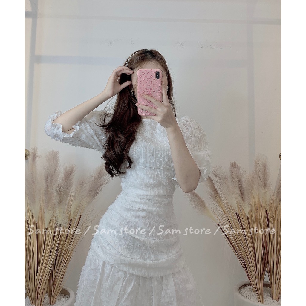 Váy trắng thiết kế