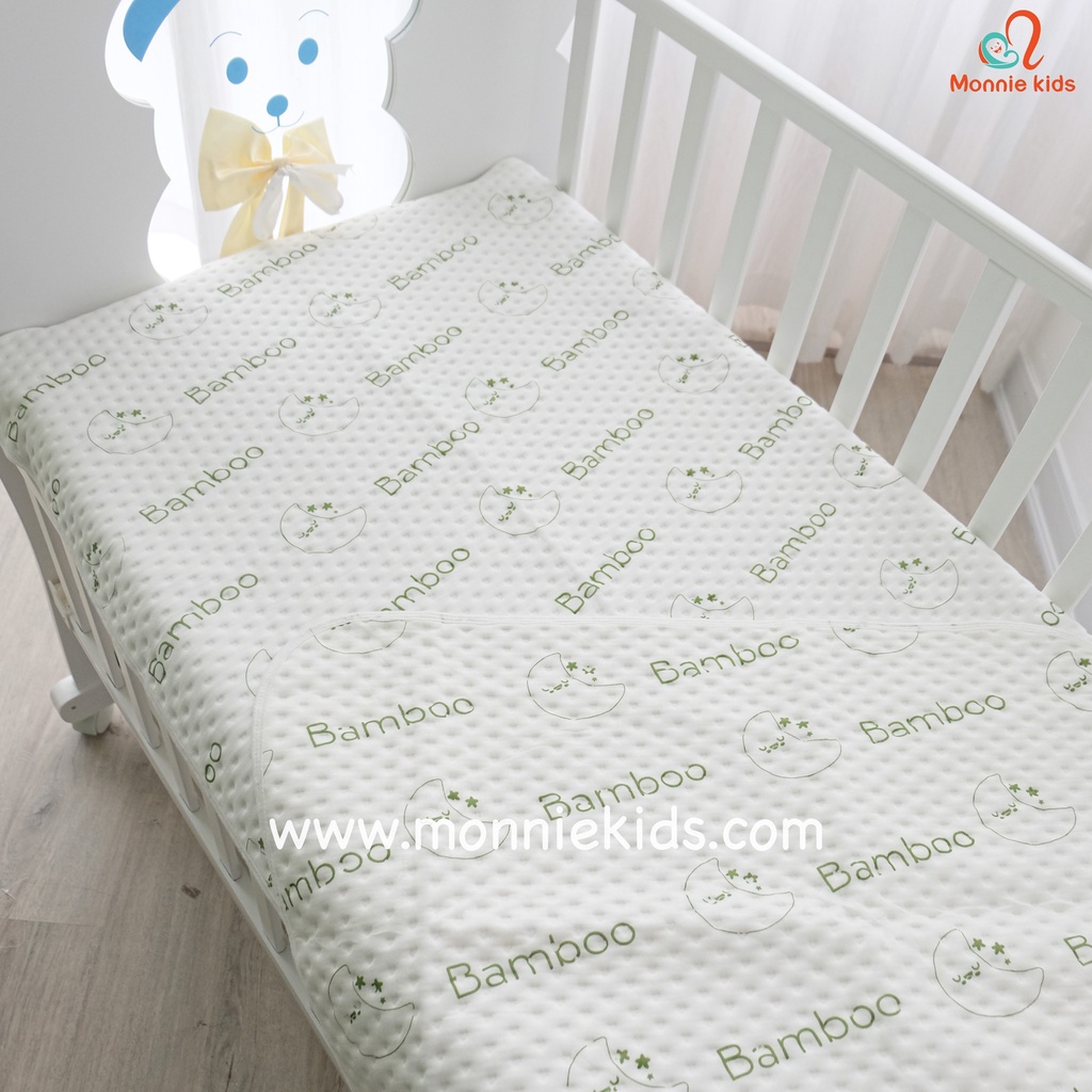 Tấm lót thay tã chống thấm cho bé 4 lớp vải sợi tre Bamboo cao cấp Comfy baby kích thước 70x120cm