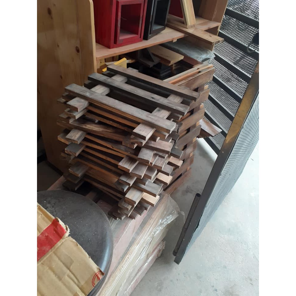 Kệ gỗ treo cây  - giá gố treo ban công HPKTT 18 | BigBuy360 - bigbuy360.vn