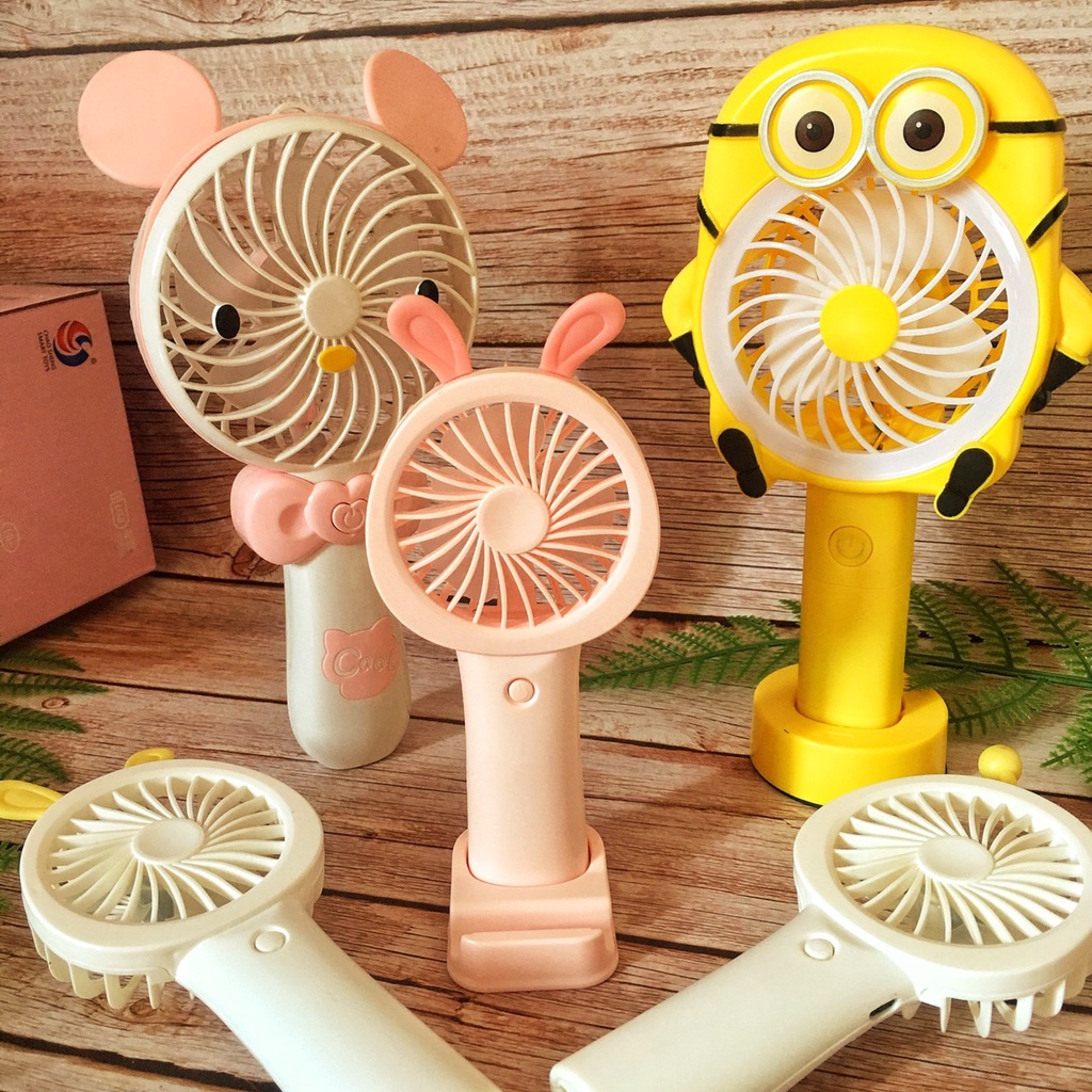 Quạt mini tích điện, quạt mini cầm tay ngộ nghĩnh, dễ thương, tiện lợi khi mang đi làm, đi học