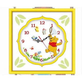 Tranh Thêu Chữ Thập Đồng Hồ Gấu Pooh Bắt Bướm 24220 (TRANH TỰ THÊU) KT:30X30CM