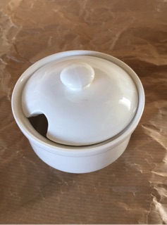 Lo gia vị sứ Minh Châu