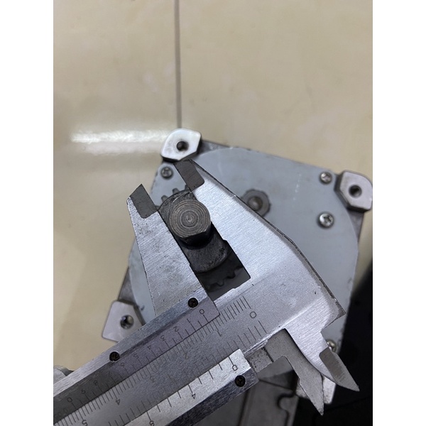 Motor giảm tốc size lớn 24v
