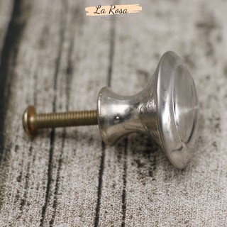 Núm nắm tủ màu trắng bạc