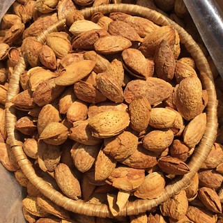 HẠNH NHÂN RANG BƠ VỎ MỎNG TÚI 500GRAM