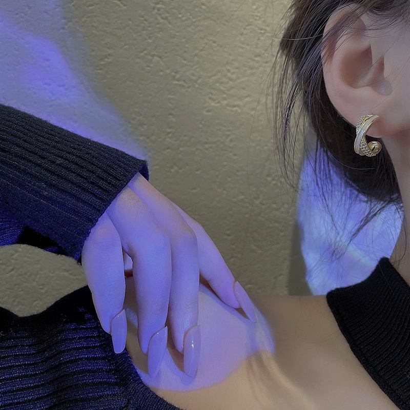 Khuyên Tai Kim Loại Hình Chữ Thập Phong Cách Hong Kong Cao Cấp