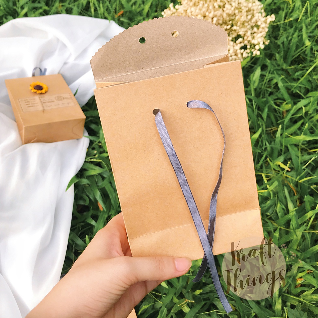 Túi đựng quà kraft nắp gập, túi giấy đựng son, phụ kiện, quà cảm ơn tiệc cưới vintage kèm nơ T02