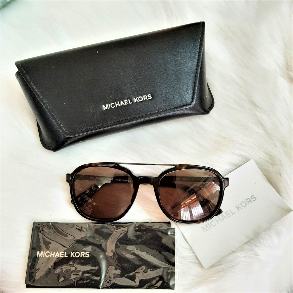 Mắt kính nữ hiệu MK, Coach